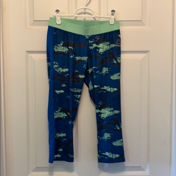 Reebok medium women’s workout knee length tights - Picture 1 of 5